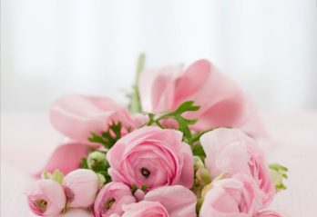 konstgjorda blommor